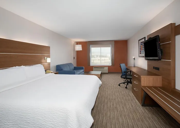 Express & By Ihg