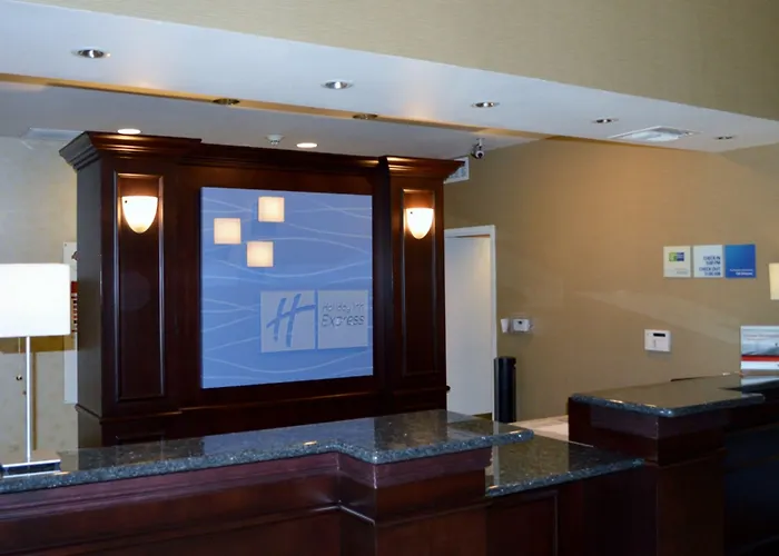 Express & By Ihg 3* Tucson