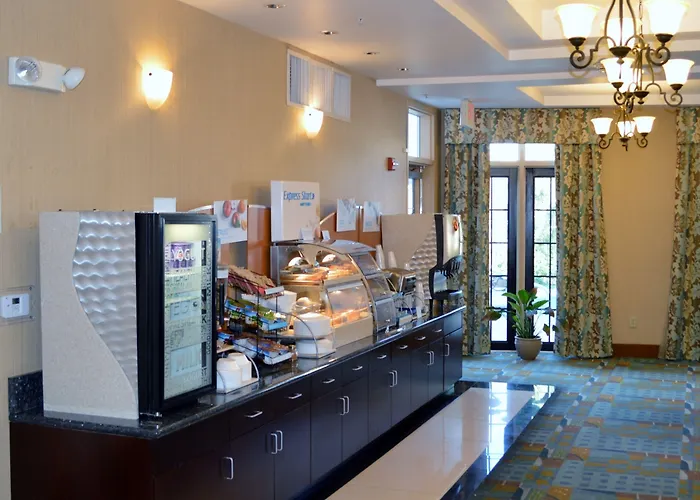 Express & By Ihg 3* Tucson