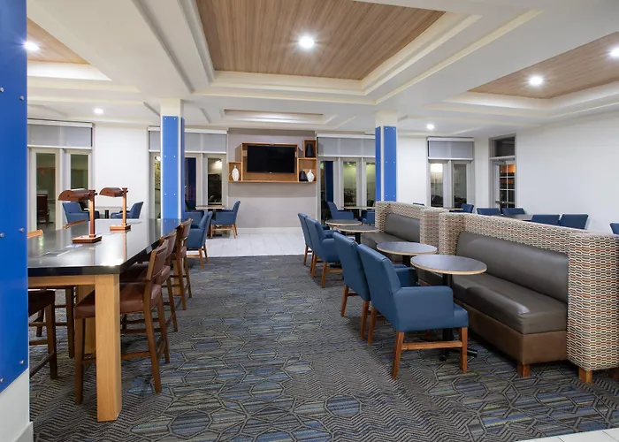 Express & By Ihg Tucson