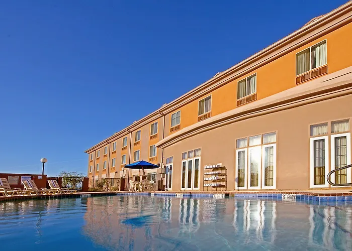 Express & By Ihg Tucson