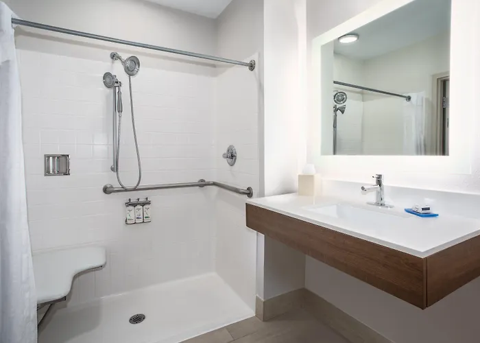 Express & By Ihg Hotel