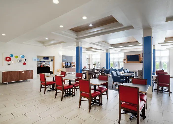 Express & By Ihg Tucson