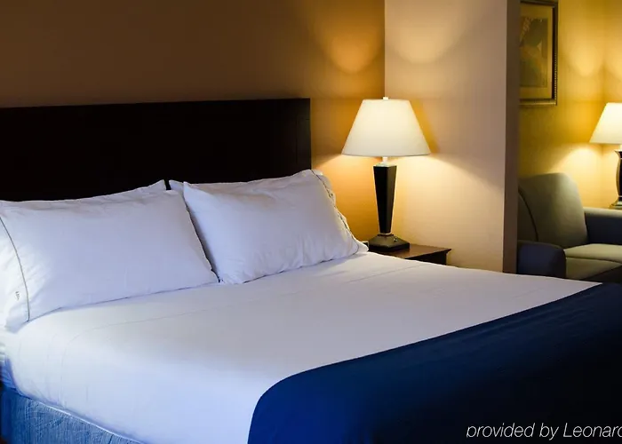 Hotel Express & By Ihg